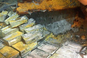 Phát hiện kho báu triệu đô dưới nền nhà